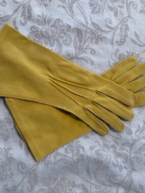 Vintage women's gloves size 7